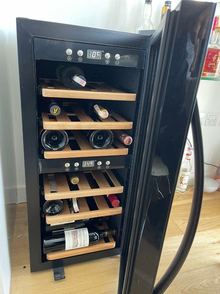 mQuvée wine cooler WineExpert 24 Bottle (2 adjustable temp zone