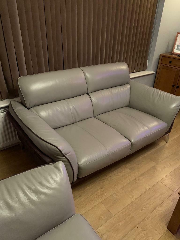 Dfs Valdez Leather 2 Seater Sofa 1 Seater Armchair In