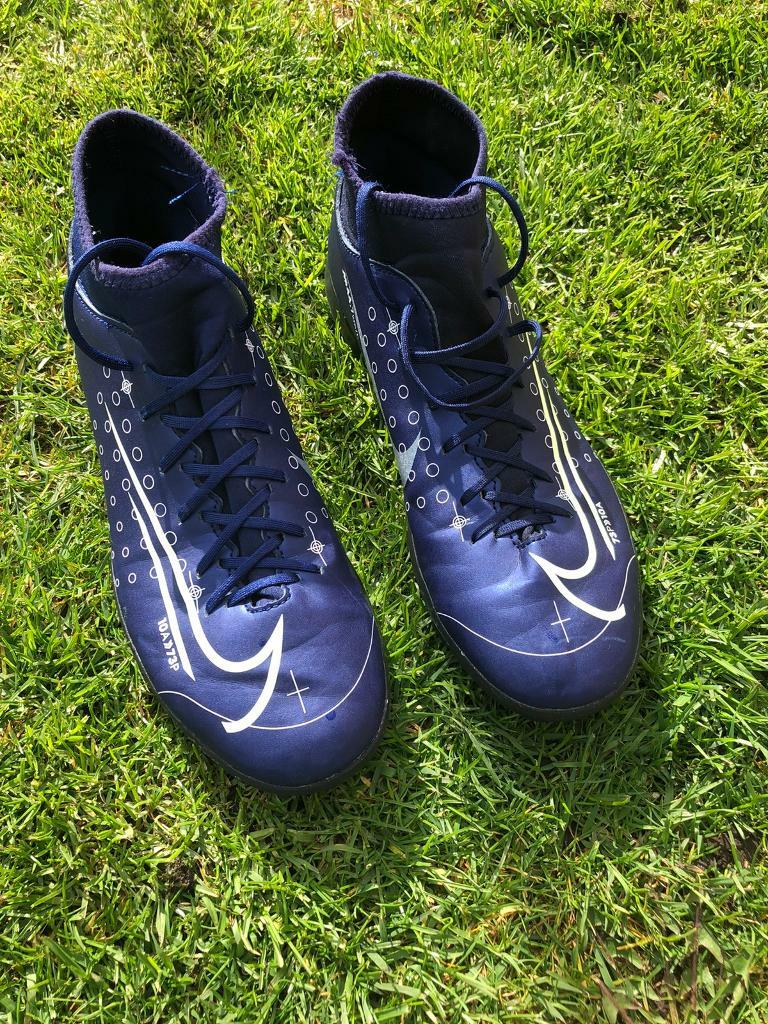 Men’s Nike football boots in Skewen, Neath Port Talbot Gumtree