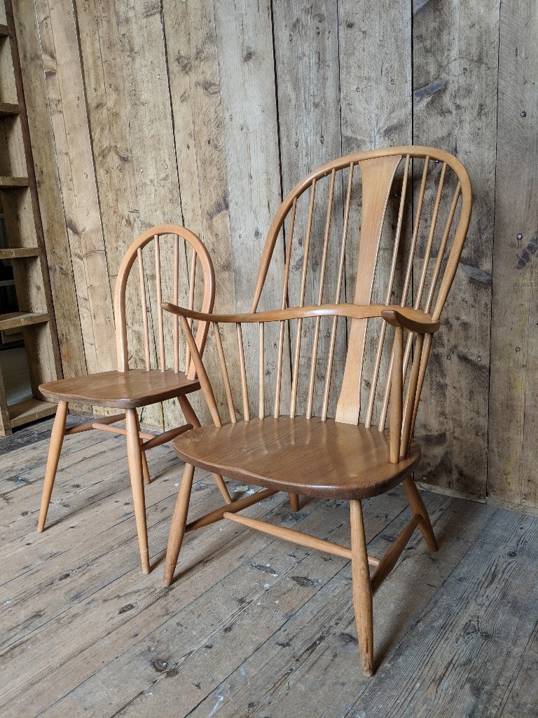 ERCOL Chairmakers chair fireside elm natural finish model 911 cowhorn mid century vintage