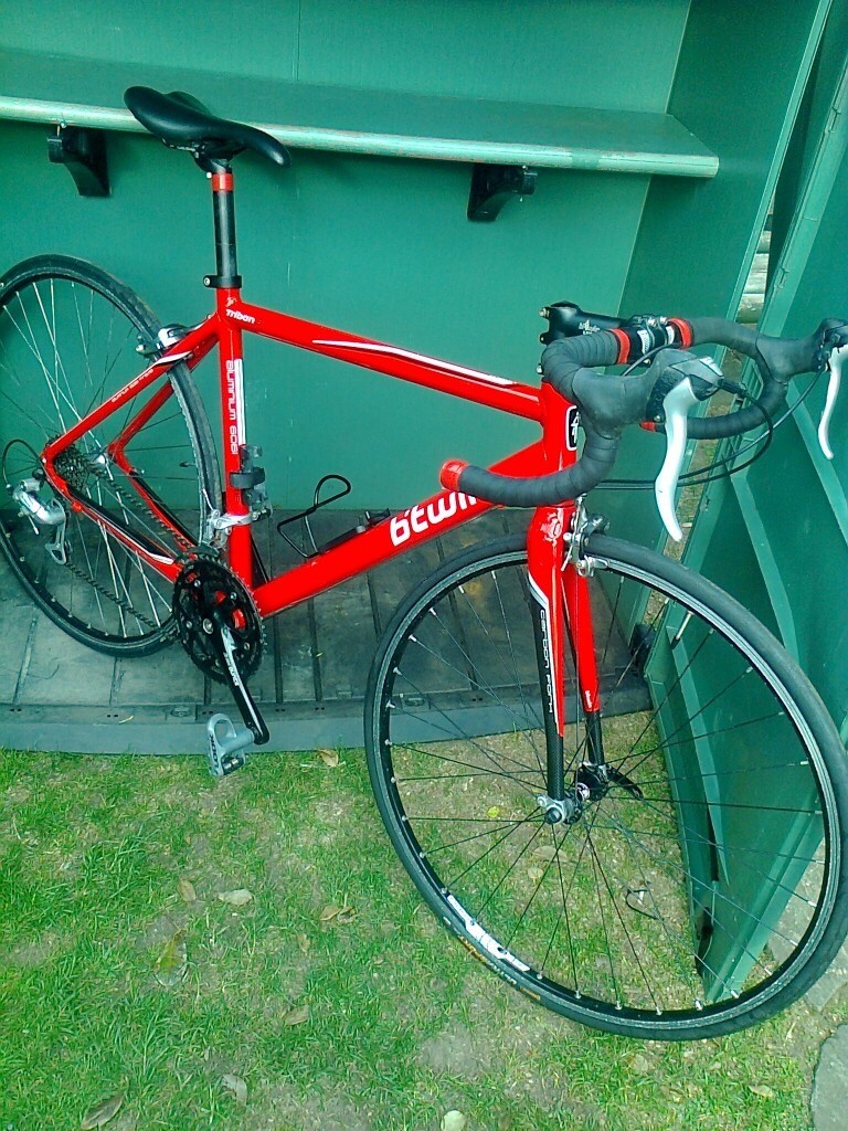 for sale is a 50cm road / race bike in vgc not carrera / gt / voodoo