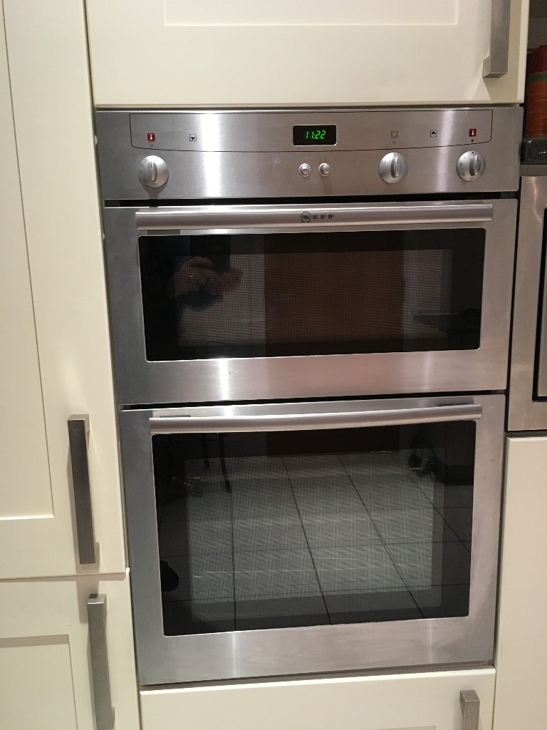 NEFF Integrated Double Oven U1322 good working order. Removed for new