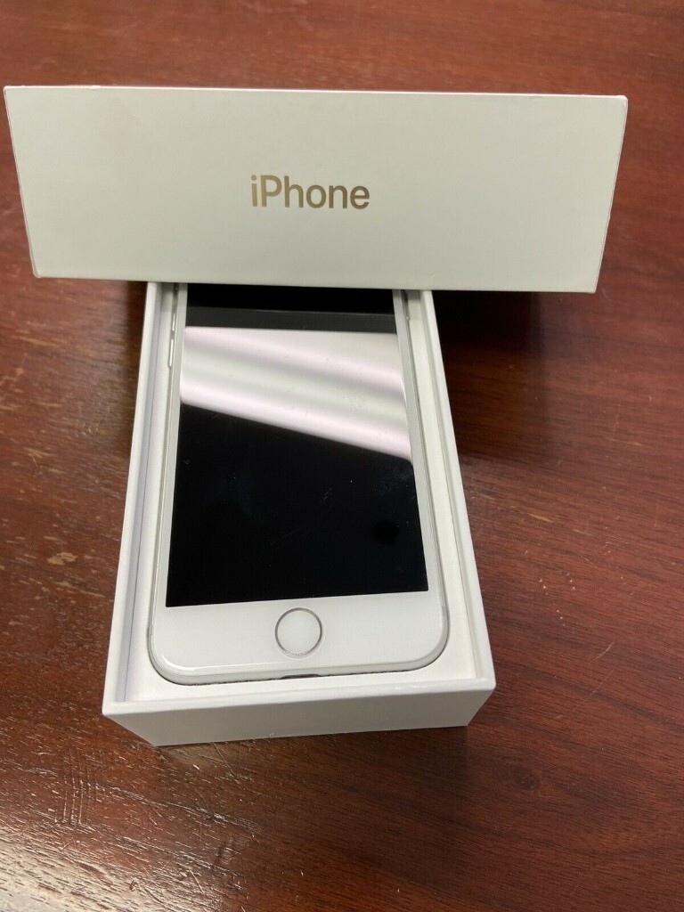 iPhone 7 white in excellent condition | in Clapham, London | Gumtree