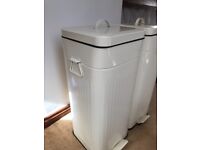 30L Cream Steel Kitchen Retro Pedal Bin (TWO 2 AVAILABLE) (Removable Interior with Handle)