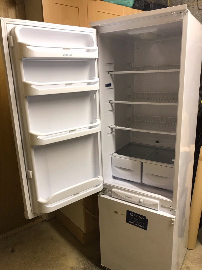 Indesit Integrated Fridge Freezer in Royston, Cambridgeshire Gumtree