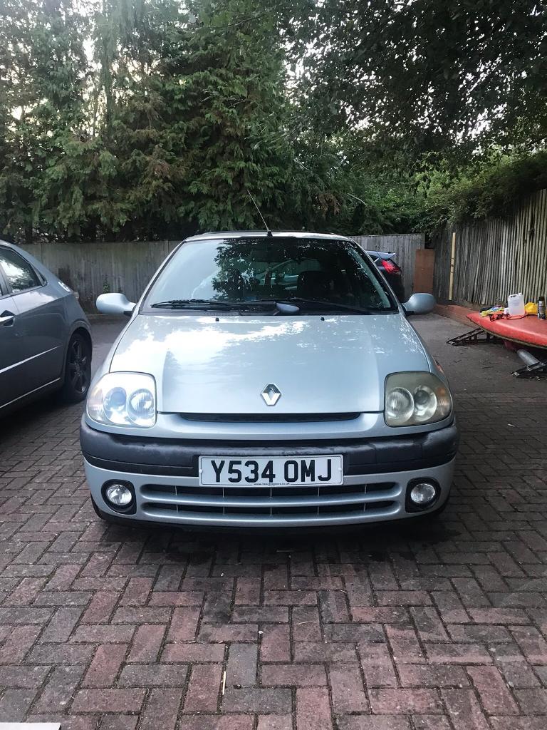 Renault clio 2001 года