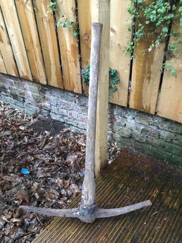 Pick axe / Pickaxe in Surbiton, London Gumtree