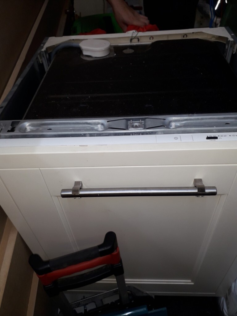 Zanussi integrated dishwasher in Longwell Green, Bristol Gumtree