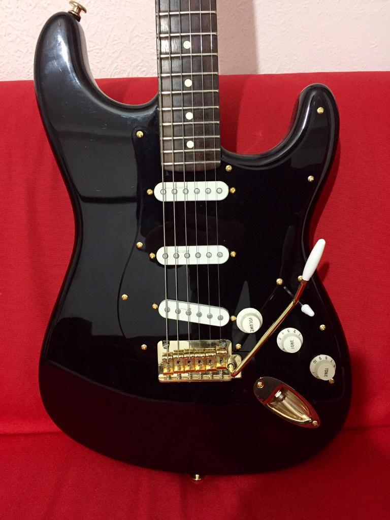 Fender USA Strat with Lace Sensor Gold Vintage Pickups - trade/swap