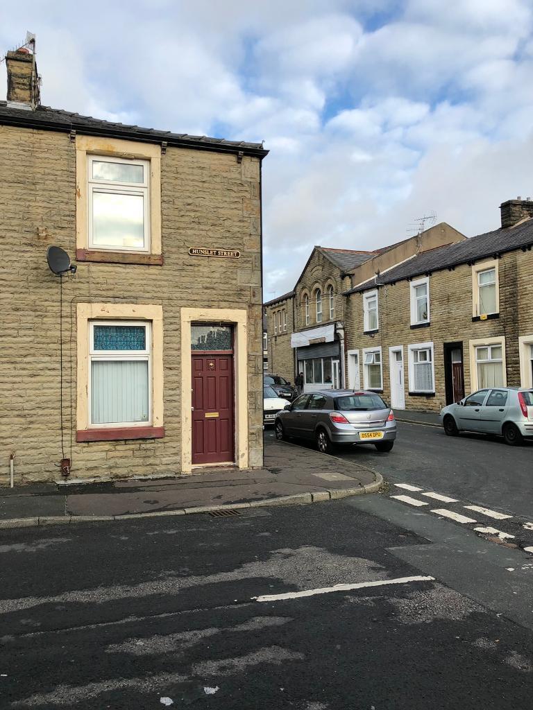 2 bedroom house in Burnley in Burnley, Lancashire Gumtree