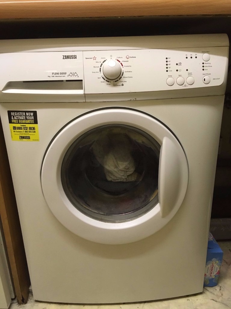 Zanussi washing machine, 3 yrs old in Cambridge, Cambridgeshire Gumtree