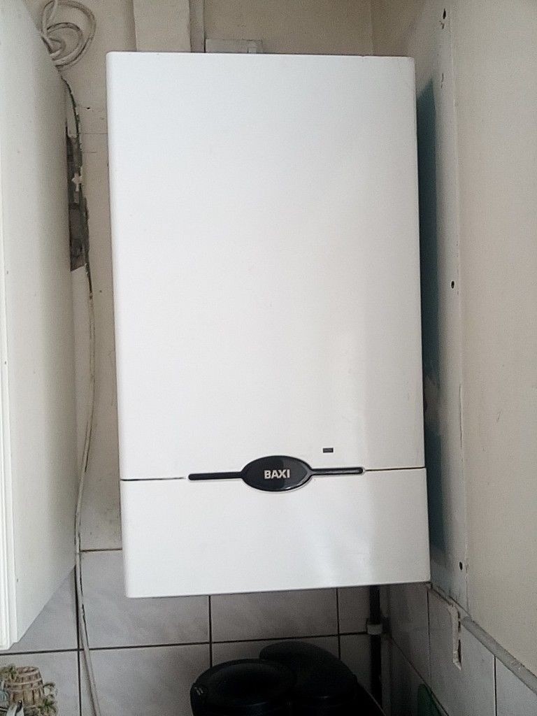 Baxi Solo 3 Gas boiler regular heat only NEW PCB, casing and sensors