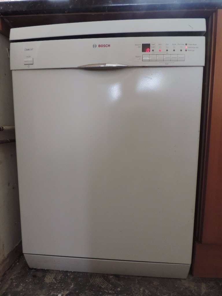 Bosch Exxcel Dishwasher white full load half load delay start in Letchworth Garden City