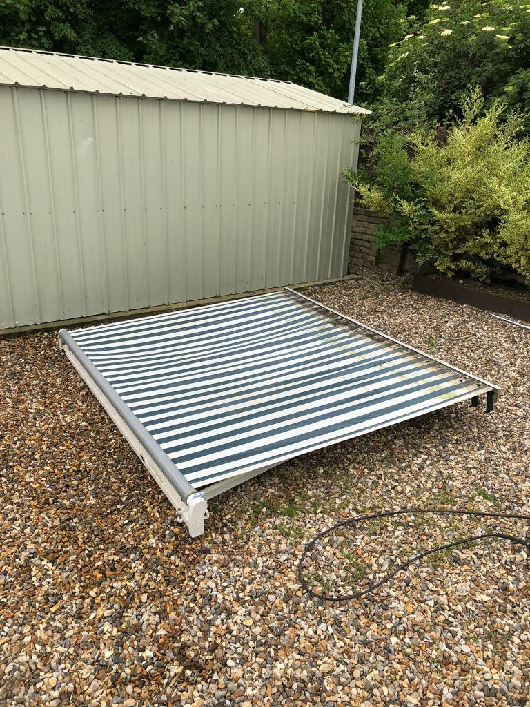 Patio awning ( wind out ) in Sawston, Cambridgeshire Gumtree