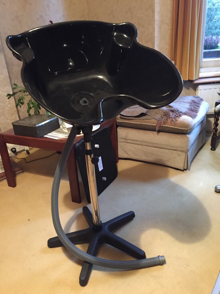 Portable salon hair washing basin in Sevenoaks, Kent Gumtree