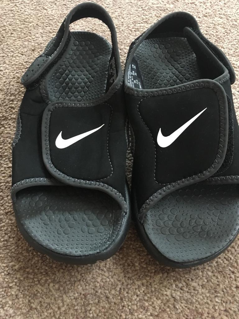 Boys Nike sandals size 13.5 never worn | in Exeter, Devon | Gumtree