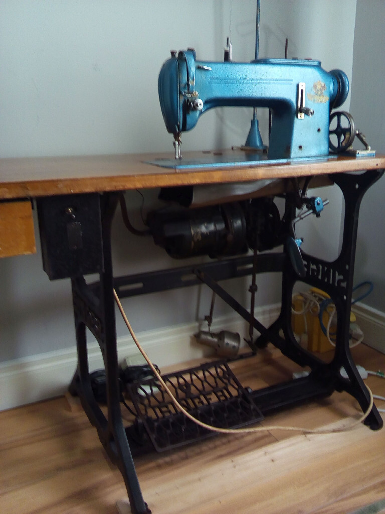 Industrial Sewing Machine with Vintage Wood and Iron Singer Table | in
