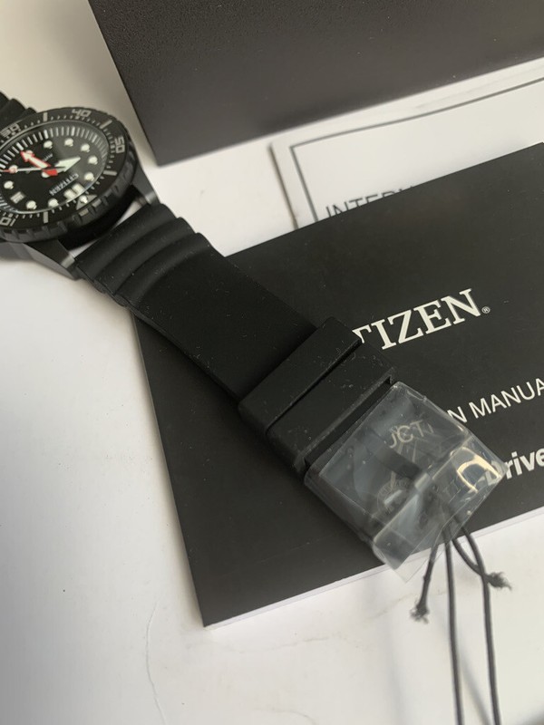Pre-owned Citizen Brand  Watch Nj0125-11e Automatic Black Date Dial Black Rubber Strap