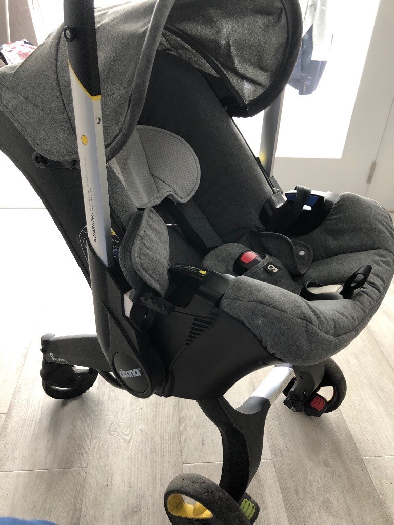 Grey doona buggy / car seat Plus new born inset and iso fix in Mill