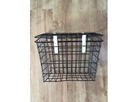 Black Wire Mesh Bicycle Bike Basket Hinged Lid Pannier Shopping Luggage Carrier