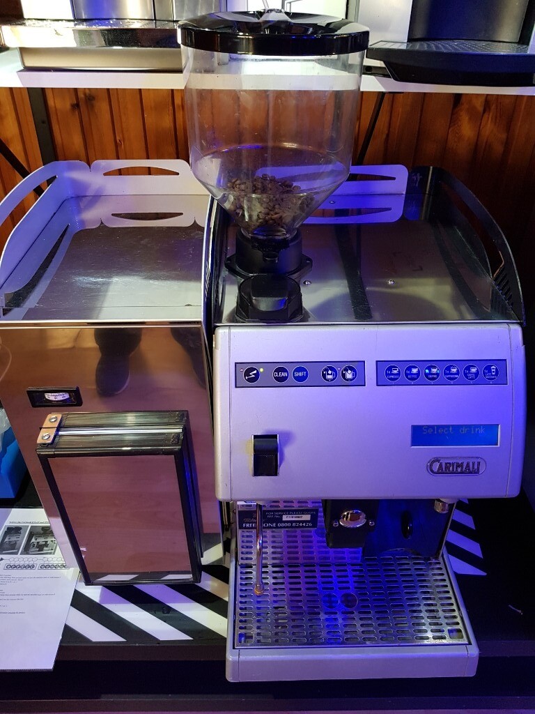 Commercial bean to cup coffee machine CARIMALI F11 + Milk fridge in