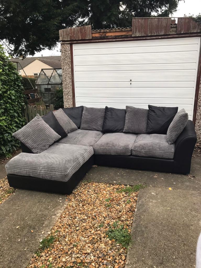 4 seater corner sofa in Kingswood, Bristol Gumtree