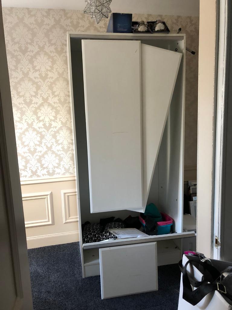 Broken high gloss white wardrobe free in East End, Glasgow Gumtree