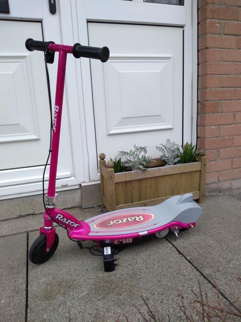 RAZOR E90 ELECTRIC SCOOTER in Newtownards, County Down Gumtree