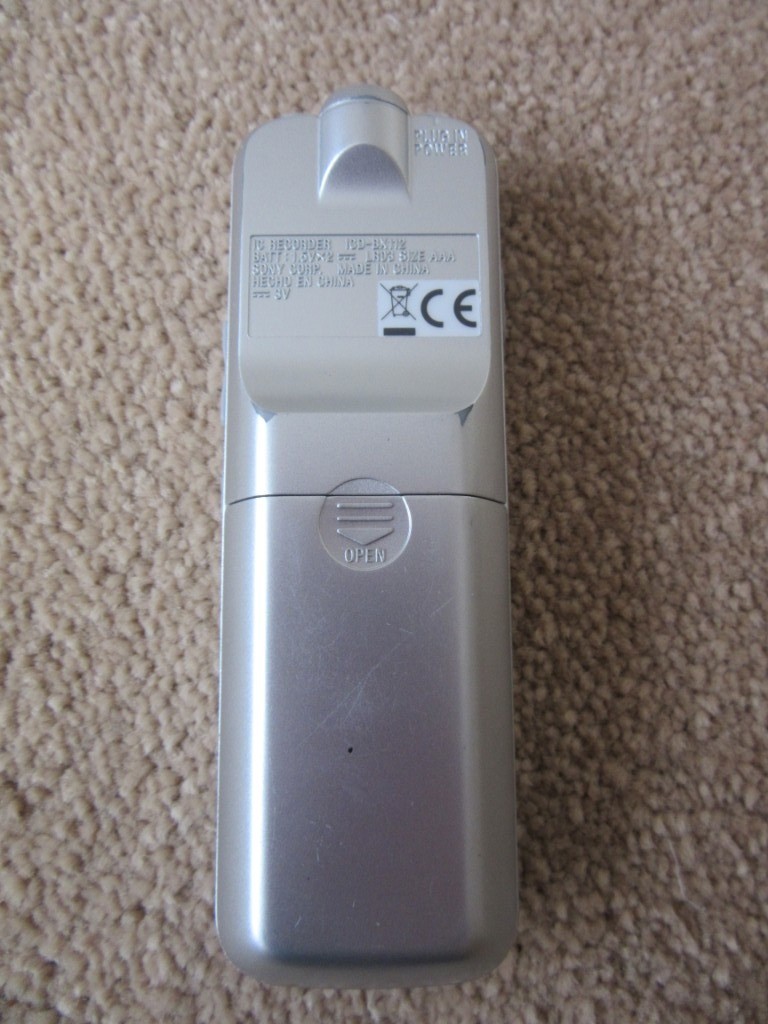 Sony ICD-BX112 handheld digital voice recorder 2GB good condition fully  working