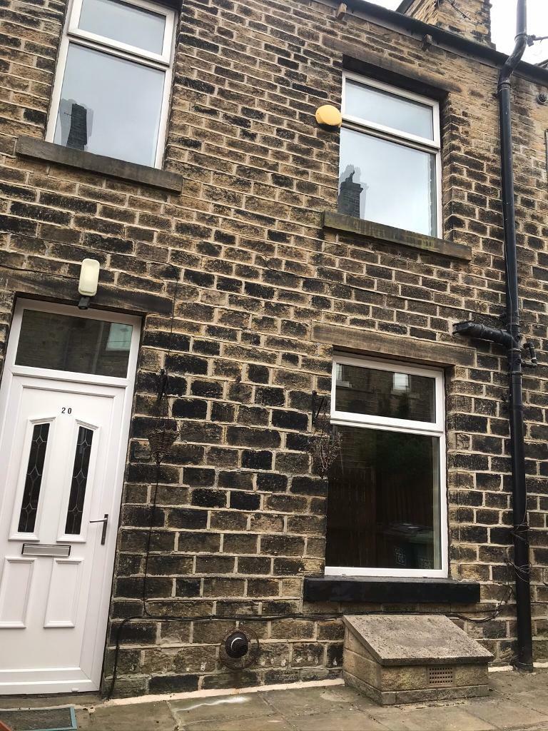 Lindley, Huddersfield 2 Bedroom house to let in Huddersfield, West