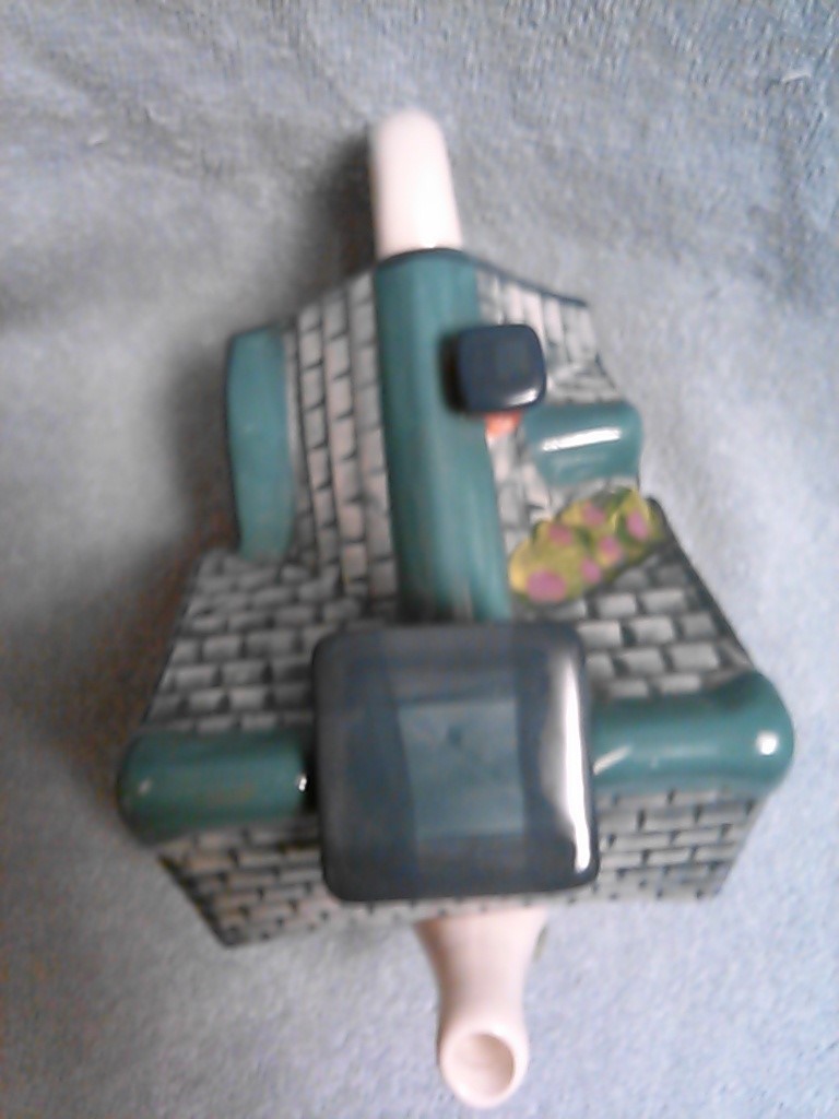 Thomas Kinkade Painter of Light Cottage Tea Pot Brick Removeable Chimney 2005