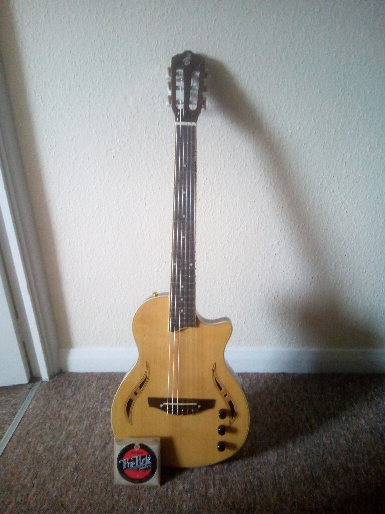 Nashville Nylon Electric Classical Guitar Harley Benton in Exeter