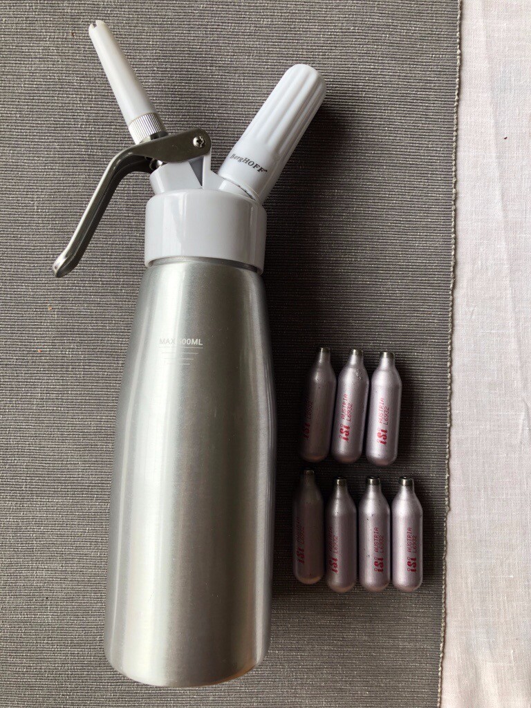 Berghoff Cream Whipper with 7 gas canisters Unused in Archway