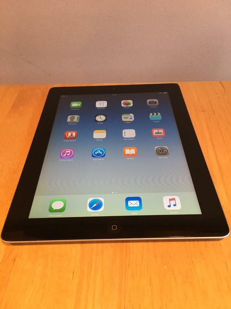 Apple iPad 2nd Generation. 9.7in 16GB WiFi Tablet Black. in