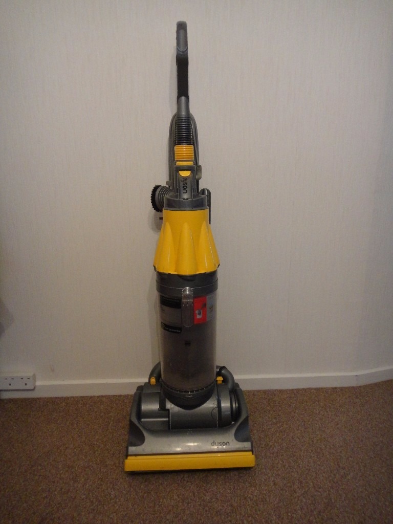 DC 07 Origin Yellow Silver Upright Vacuum Cleaner hoover cleaned and
