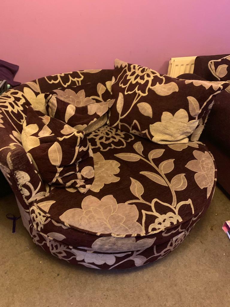 Spinning cuddle chair | in Ferndown, Dorset | Gumtree