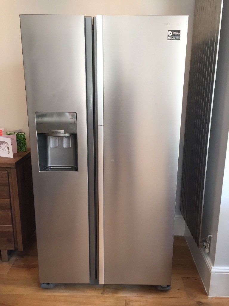 Samsung American Fridge Freezer 9 months old RH56J69187F in