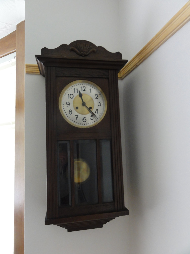 Antique Deutsche 'Dufa' Wall Mahogany 8Day Clock Chimes chimes every 1