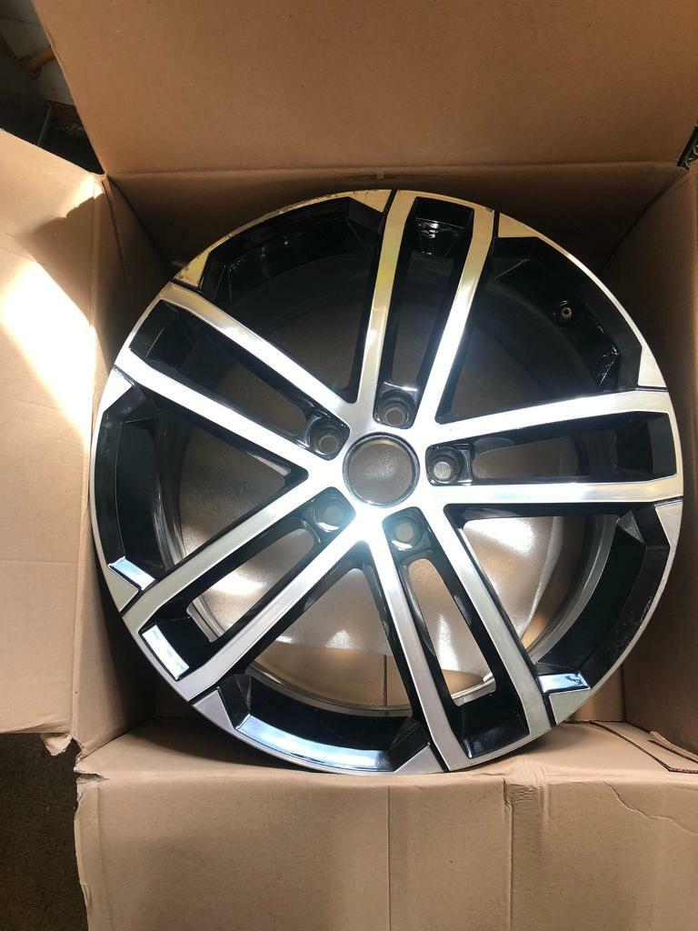 2017 VW GOLF GTD GENUINE ALLOY WHEEL RIM 18 INCH 7.5Jx18H2 in Wishaw