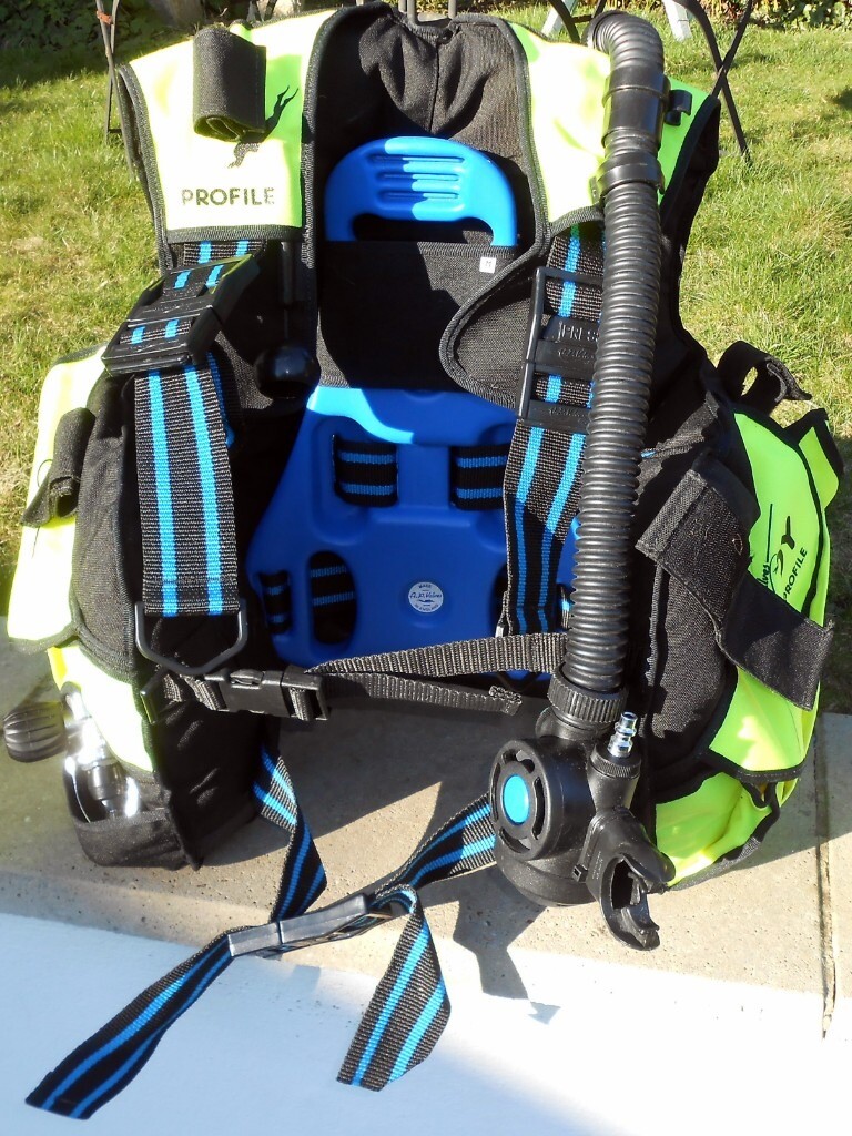 A P Valves Buddy Commando Profile BC Jacket with Emergency Cylinder