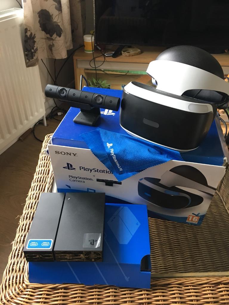 PlayStation 4 VR Headsets Camera Included +Box in Warrington