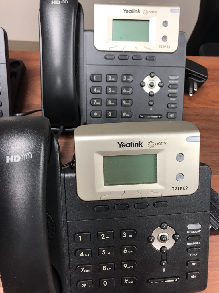 Yealink OomaTelephone T21PE2