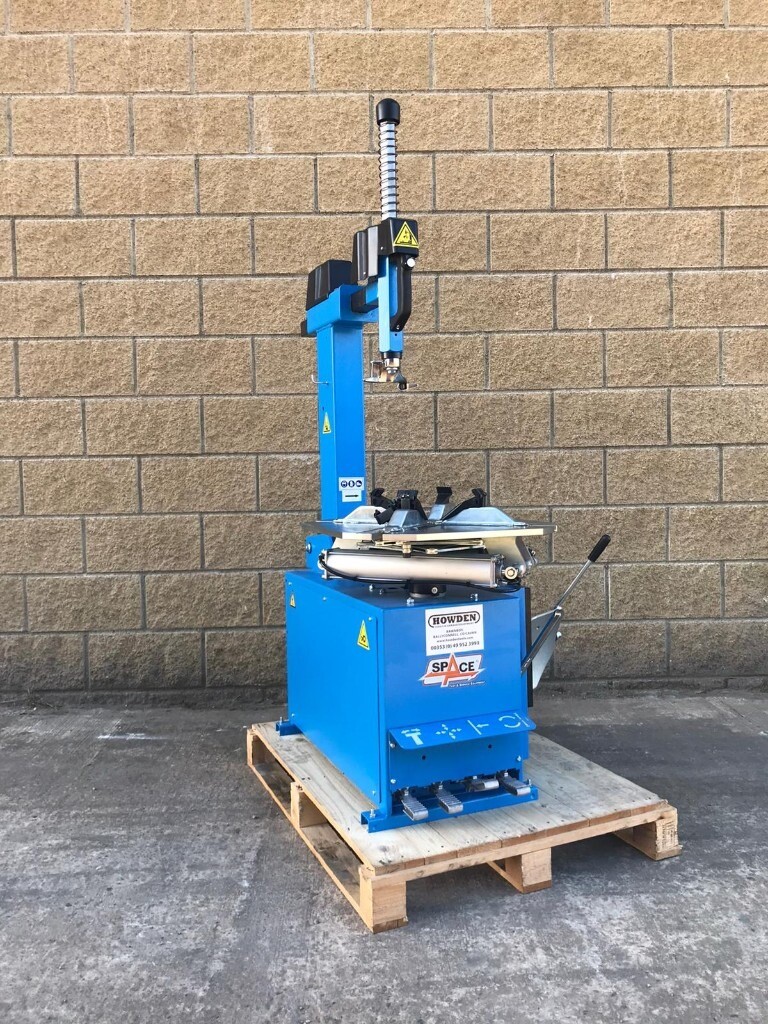 Ravaglioli Space Tyre Changer in Kinawley, County Fermanagh Gumtree