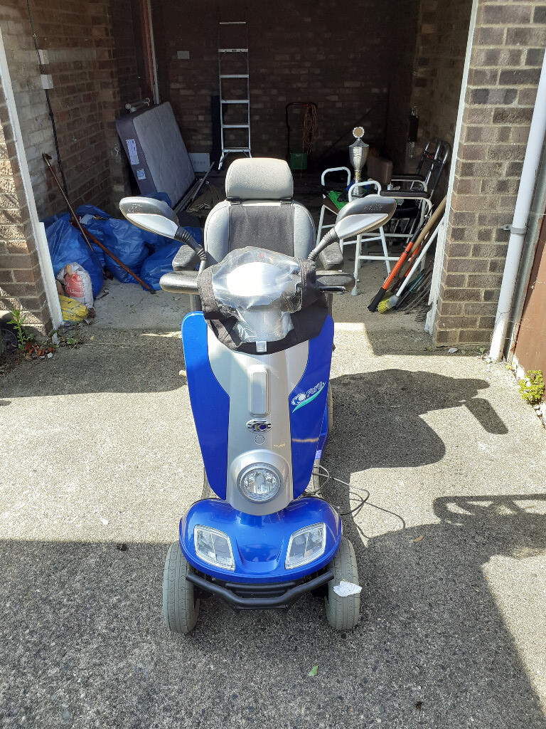 Mobility Scooter Kymco Midi XLS with canopy Quick Sale low price