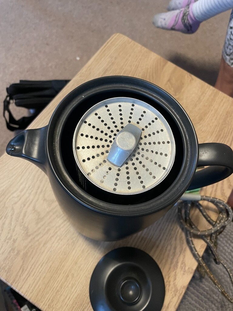 Russell Hobbs CP2 Wedgewood Automatic Coffee Pot in East Ardsley