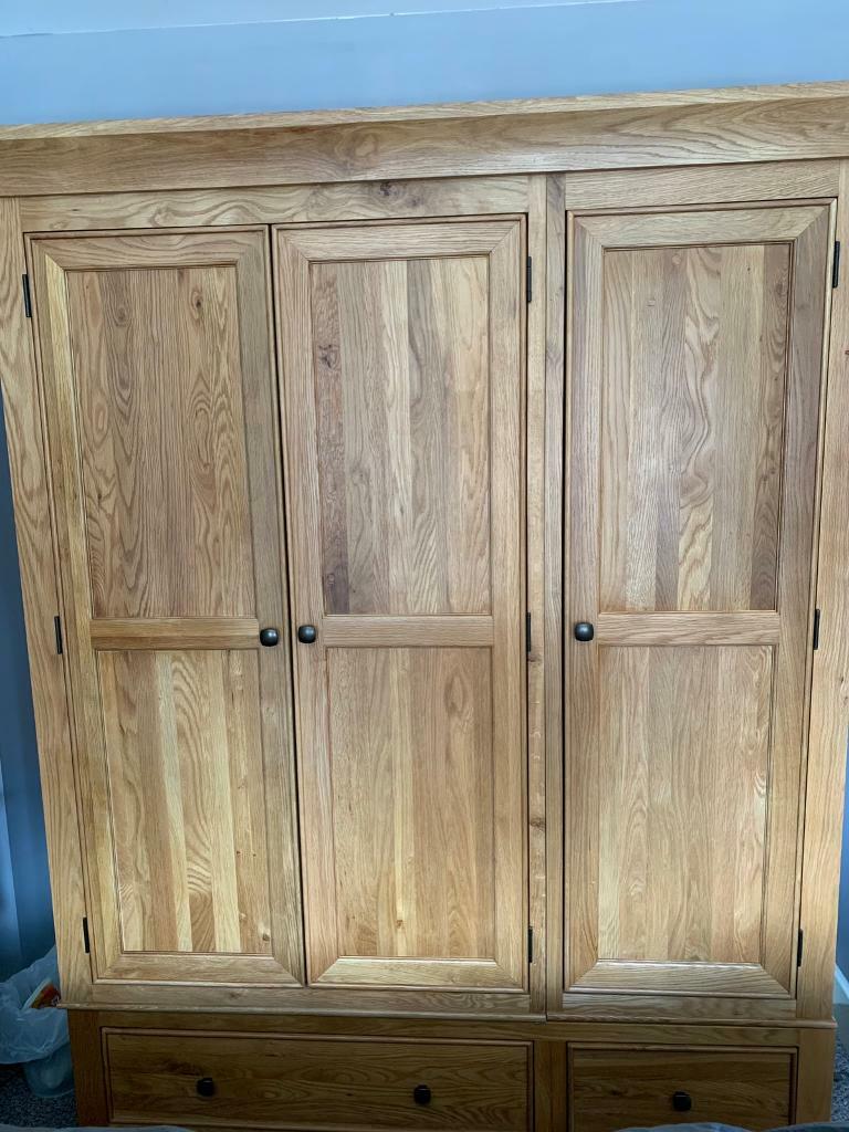 Oak Furniture Land Solid Oak Triple Wardrobe With Drawers in