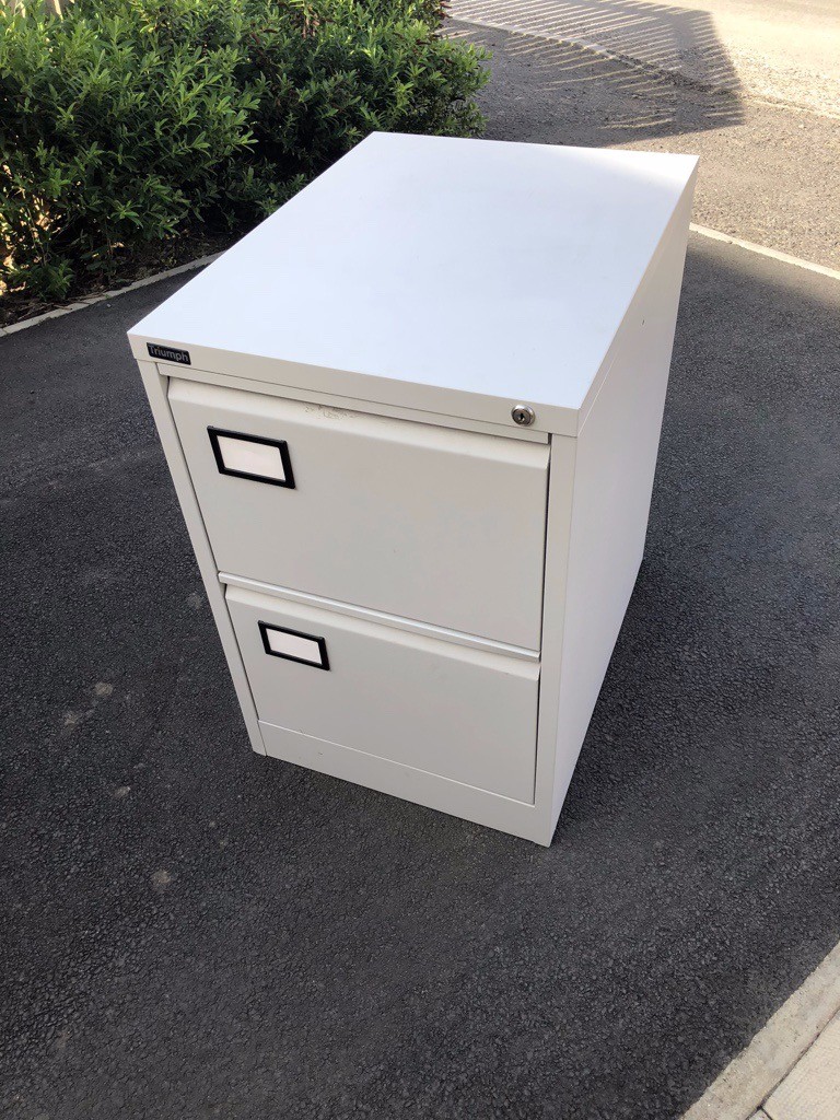 Triumph 2 Drawer filing excellent conditions with keys. in