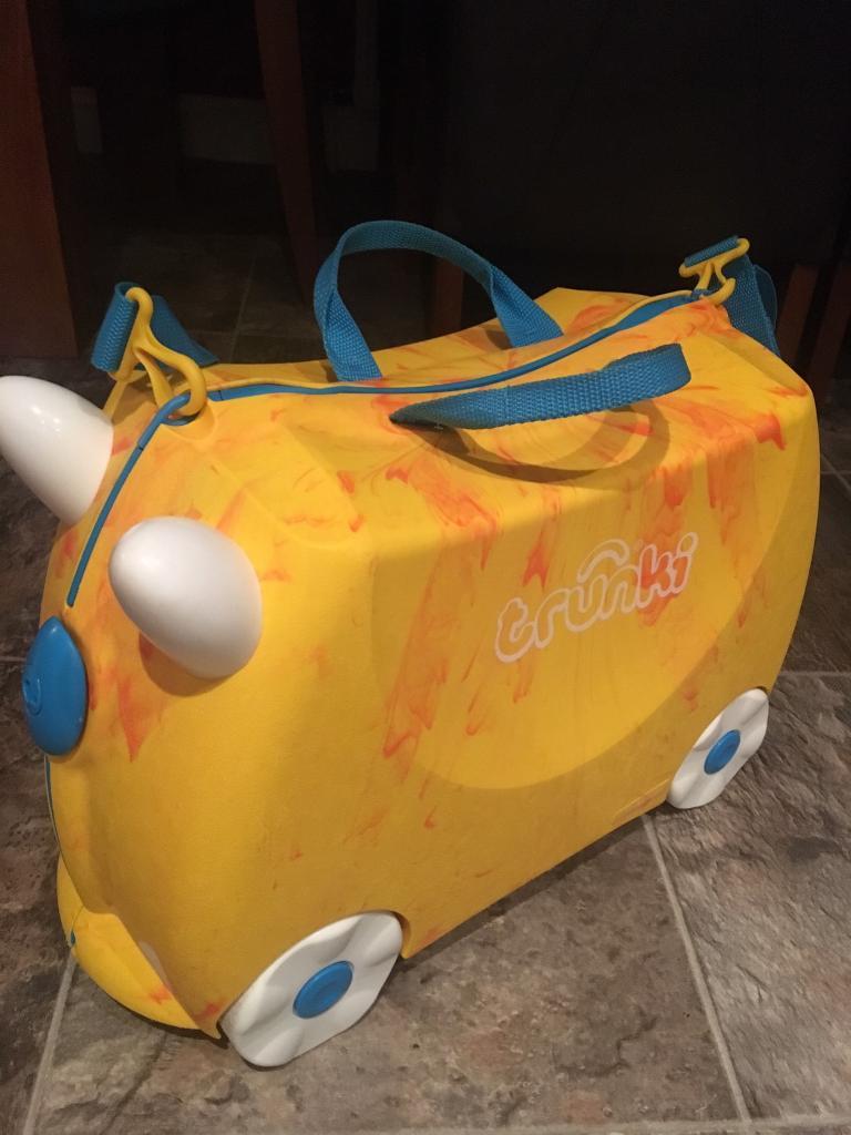 Trunkichild's suitcase for travelling in Stirling Gumtree