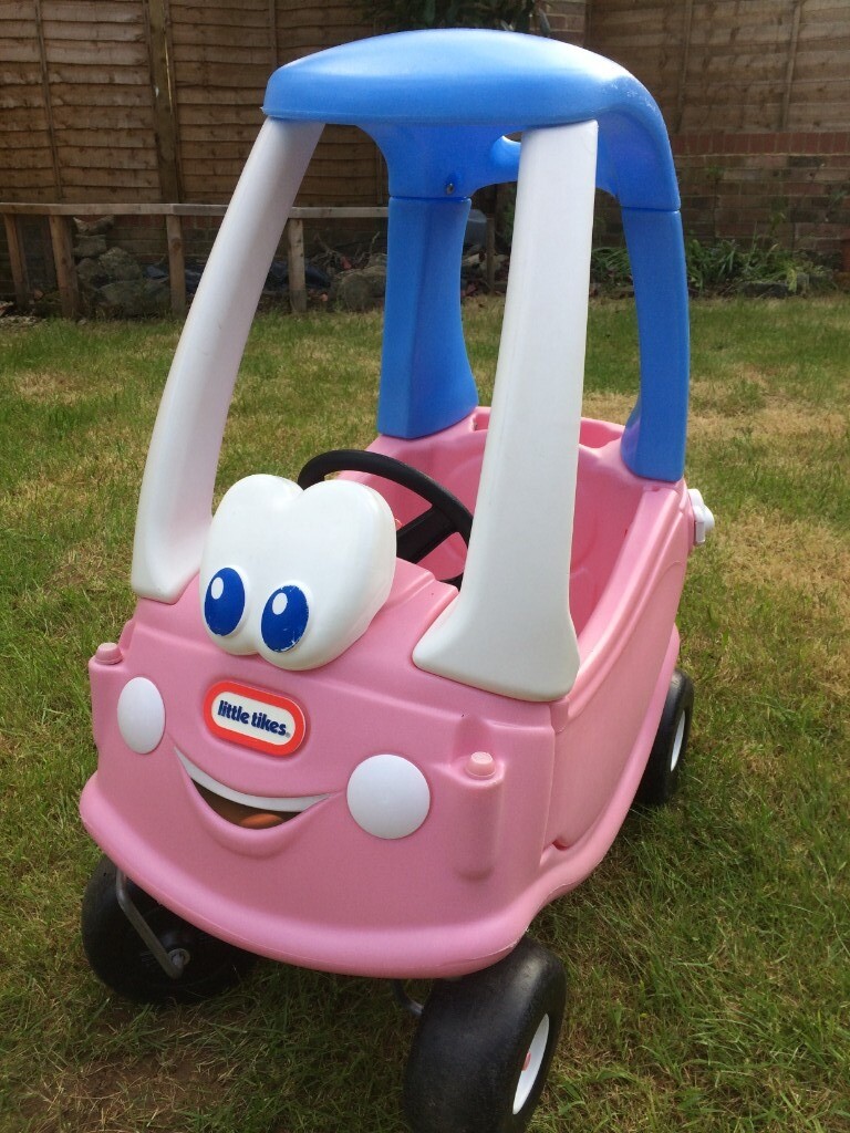 Little Tikes Cozy Coupe Princess Pink Classic Kids Ride on Car for Ages