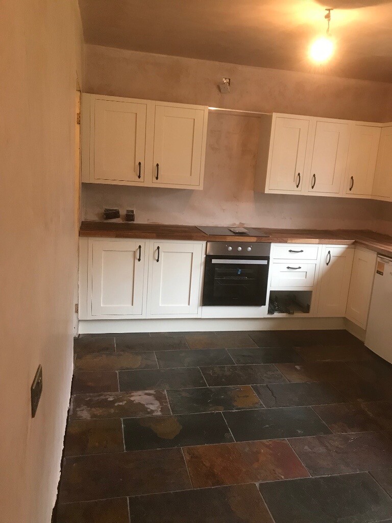 Joiner,kitchen fitter, bathroom fitter & tiling in Whinmoor, West